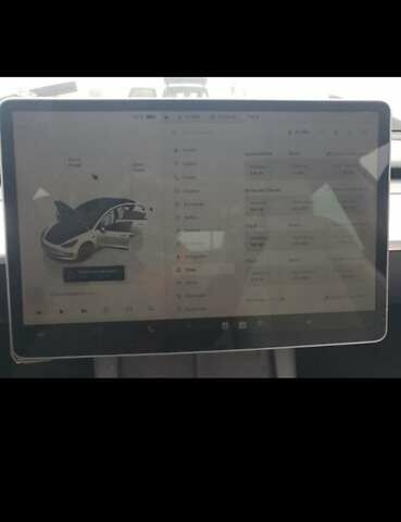 Белый Тесла Модель 3, объемом двигателя 0 л и пробегом 25 тыс. км за 11550 $, фото 9 на Automoto.ua