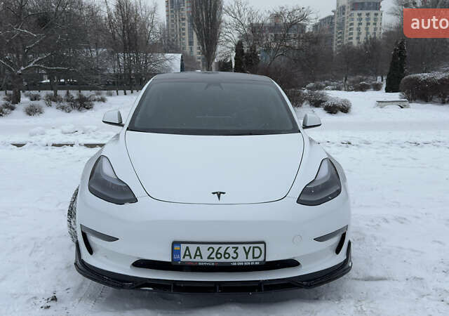 Білий Тесла Модель 3, об'ємом двигуна 0 л та пробігом 74 тис. км за 21800 $, фото 1 на Automoto.ua