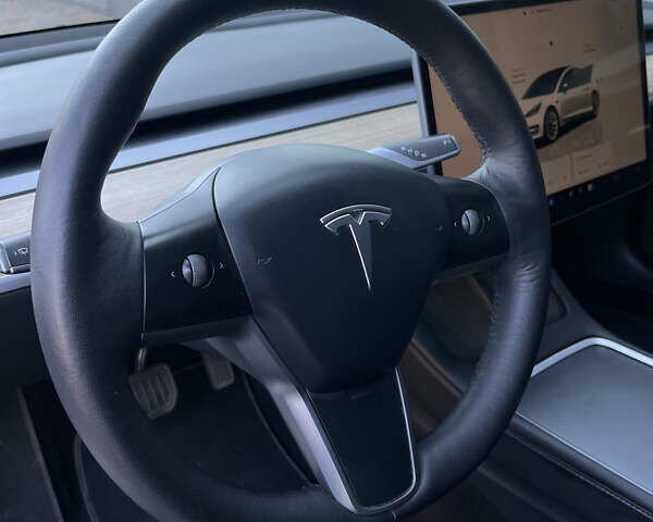 Білий Тесла Модель 3, об'ємом двигуна 0 л та пробігом 55 тис. км за 22700 $, фото 13 на Automoto.ua