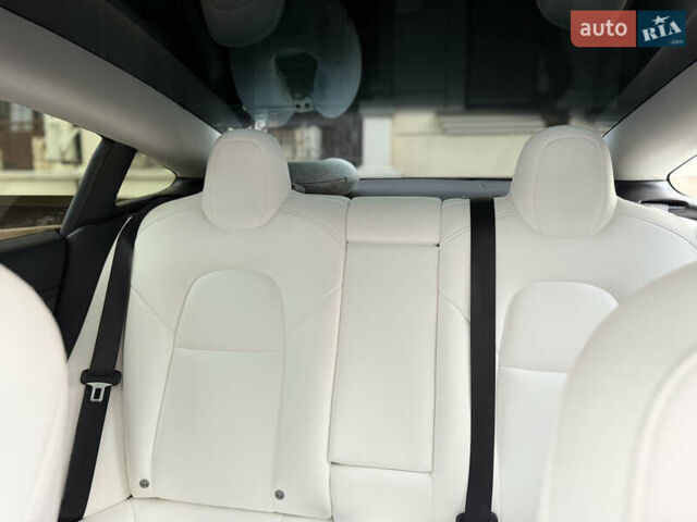 Белый Тесла Модель 3, объемом двигателя 0 л и пробегом 60 тыс. км за 22900 $, фото 22 на Automoto.ua