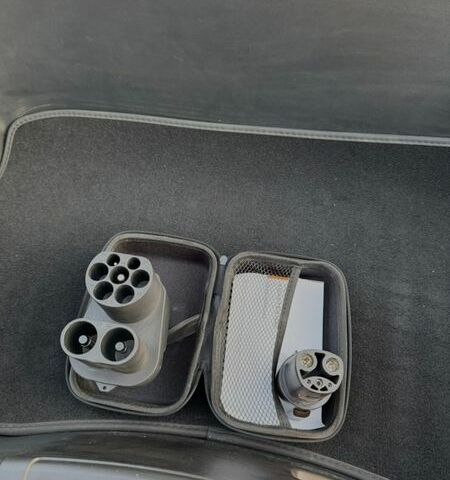 Белый Тесла Модель 3, объемом двигателя 0 л и пробегом 94 тыс. км за 21800 $, фото 48 на Automoto.ua