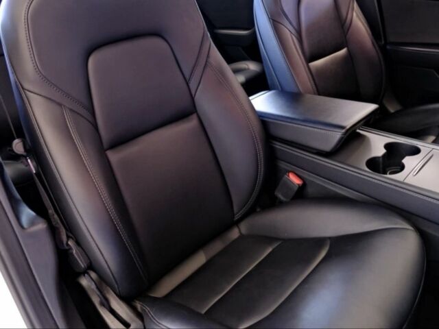 Білий Тесла Модель 3, об'ємом двигуна 0 л та пробігом 60 тис. км за 19000 $, фото 7 на Automoto.ua