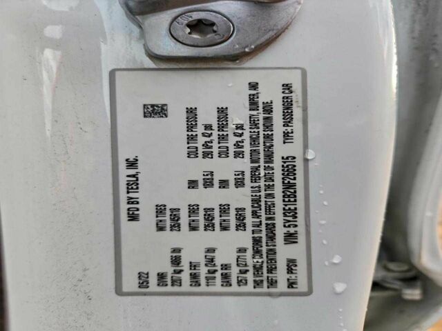 Белый Тесла Модель 3, объемом двигателя 0 л и пробегом 107 тыс. км за 6000 $, фото 11 на Automoto.ua