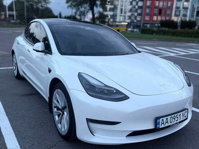 Білий Тесла Модель 3, об'ємом двигуна 0 л та пробігом 88 тис. км за 19700 $, фото 13 на Automoto.ua