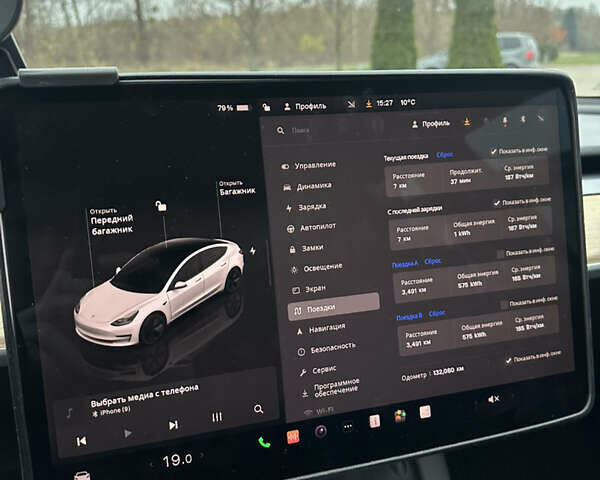 Белый Тесла Модель 3, объемом двигателя 0 л и пробегом 132 тыс. км за 21999 $, фото 18 на Automoto.ua