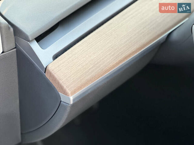 Белый Тесла Модель 3, объемом двигателя 0 л и пробегом 1 тыс. км за 37999 $, фото 59 на Automoto.ua