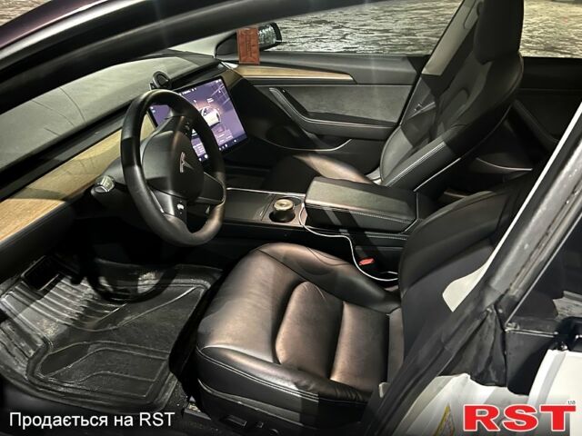 Білий Тесла Модель 3, об'ємом двигуна 0 л та пробігом 74 тис. км за 23500 $, фото 6 на Automoto.ua