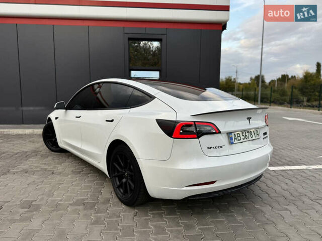 Белый Тесла Модель 3, объемом двигателя 0 л и пробегом 70 тыс. км за 21800 $, фото 12 на Automoto.ua