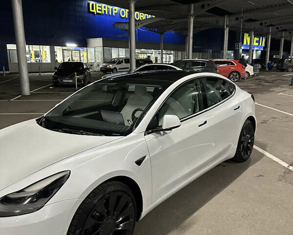 Білий Тесла Модель 3, об'ємом двигуна 0 л та пробігом 8 тис. км за 26500 $, фото 2 на Automoto.ua