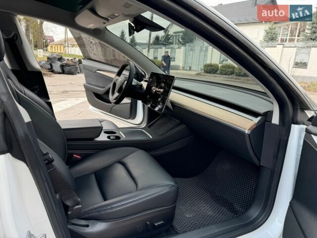 Білий Тесла Модель 3, об'ємом двигуна 0 л та пробігом 13 тис. км за 19999 $, фото 37 на Automoto.ua