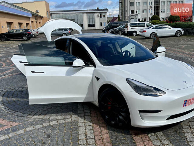 Тесла Модель 3 2022 у Луцьку на Automoto.ua Білий Тесла Модель 3, об'ємом двигуна 0 л та пробігом 2 тис. км за 22800 $, фото 21 на Automoto.ua