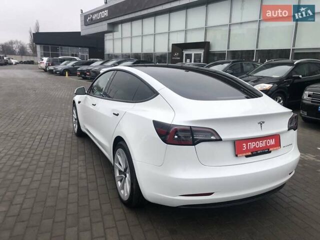 Білий Тесла Модель 3, об'ємом двигуна 0 л та пробігом 10 тис. км за 25500 $, фото 2 на Automoto.ua