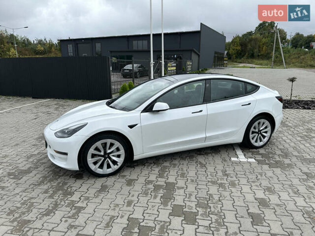 Білий Тесла Модель 3, об'ємом двигуна 0 л та пробігом 120 тис. км за 15900 $, фото 6 на Automoto.ua