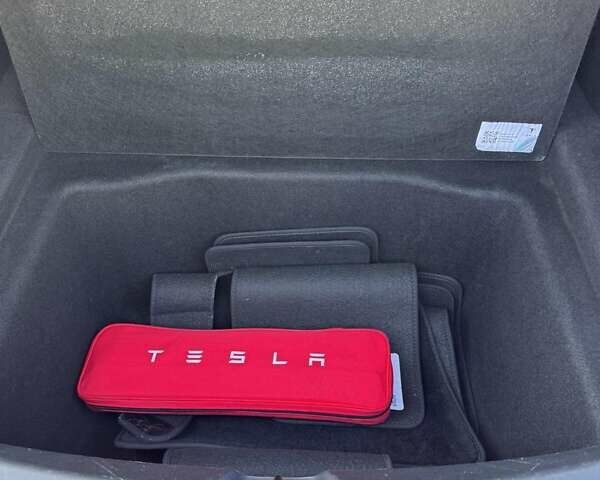 Белый Тесла Модель 3, объемом двигателя 0 л и пробегом 56 тыс. км за 20877 $, фото 14 на Automoto.ua