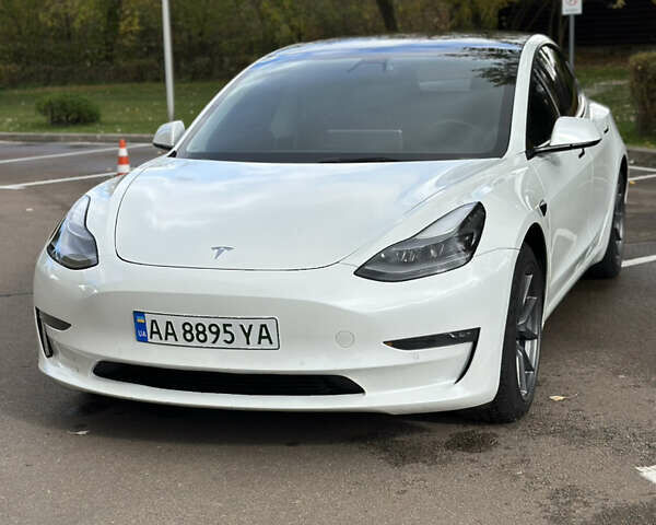Білий Тесла Модель 3, об'ємом двигуна 0 л та пробігом 82 тис. км за 22400 $, фото 11 на Automoto.ua