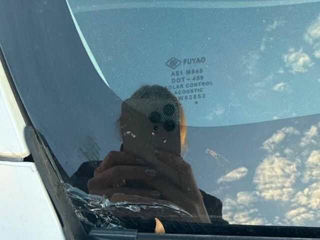 Білий Тесла Модель 3, об'ємом двигуна 0 л та пробігом 95 тис. км за 16800 $, фото 16 на Automoto.ua