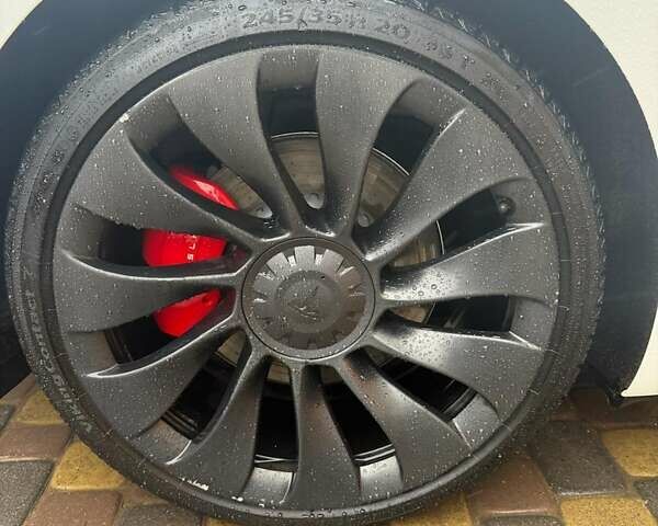 Белый Тесла Модель 3, объемом двигателя 0 л и пробегом 40 тыс. км за 25000 $, фото 8 на Automoto.ua