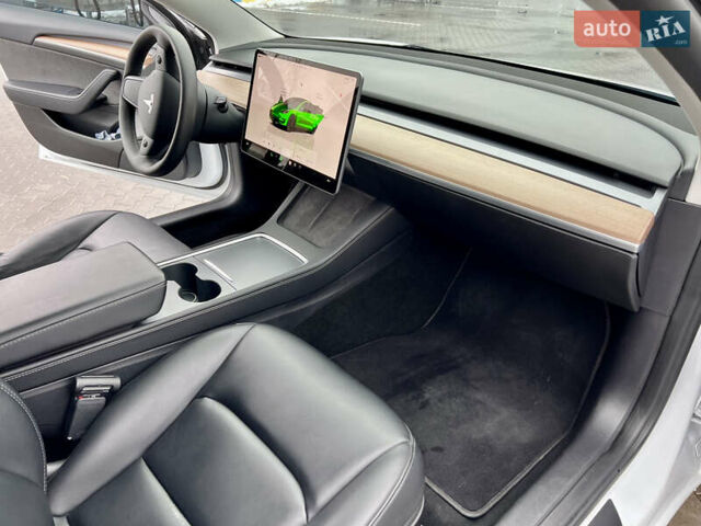 Білий Тесла Модель 3, об'ємом двигуна 0 л та пробігом 5 тис. км за 22500 $, фото 31 на Automoto.ua