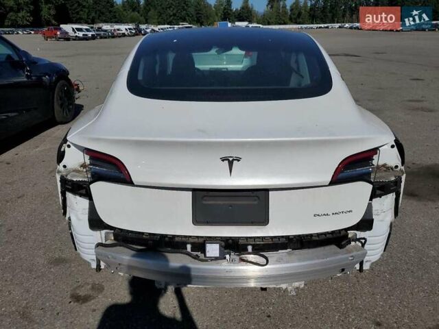 Тесла Модель 3 2022 у Києві на Automoto.ua Білий Тесла Модель 3, об'ємом двигуна 0 л та пробігом 54 тис. км за 13910 $, фото 7 на Automoto.ua