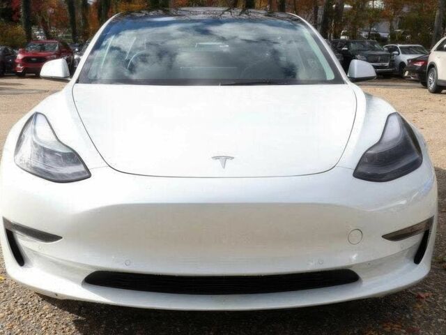 Білий Тесла Модель 3, об'ємом двигуна 0 л та пробігом 18 тис. км за 8900 $, фото 1 на Automoto.ua