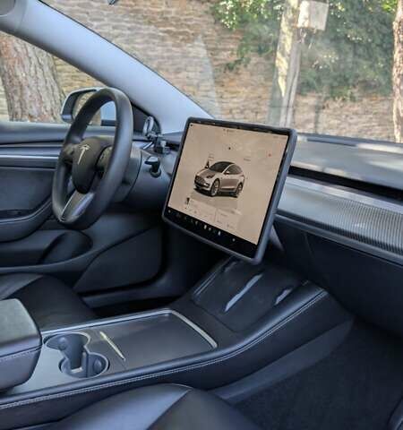 Білий Тесла Модель 3, об'ємом двигуна 0 л та пробігом 156 тис. км за 20499 $, фото 5 на Automoto.ua