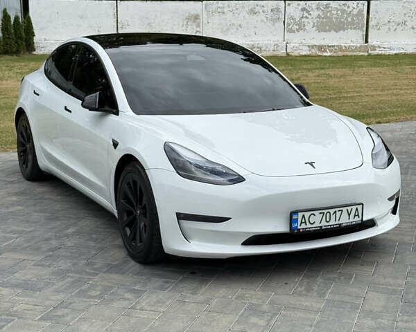Белый Тесла Модель 3, объемом двигателя 0 л и пробегом 71 тыс. км за 23000 $, фото 40 на Automoto.ua