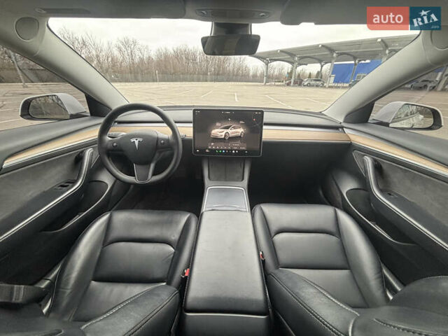 Білий Тесла Модель 3, об'ємом двигуна 0 л та пробігом 76 тис. км за 16500 $, фото 23 на Automoto.ua