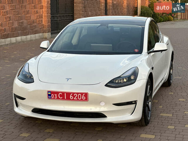 Белый Тесла Модель 3, объемом двигателя 0 л и пробегом 1 тыс. км за 37999 $, фото 12 на Automoto.ua