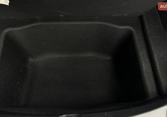 Белый Тесла Модель 3, объемом двигателя 0 л и пробегом 130 тыс. км за 18499 $, фото 36 на Automoto.ua