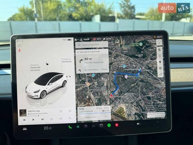 Білий Тесла Модель 3, об'ємом двигуна 0 л та пробігом 117 тис. км за 21300 $, фото 8 на Automoto.ua