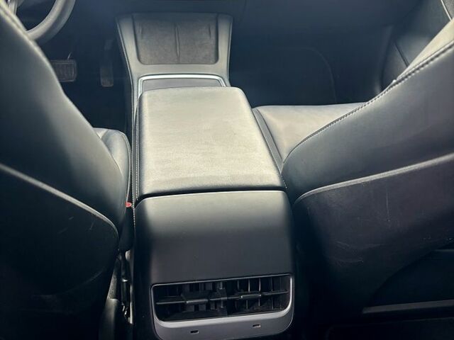 Белый Тесла Модель 3, объемом двигателя 0 л и пробегом 76 тыс. км за 16400 $, фото 8 на Automoto.ua