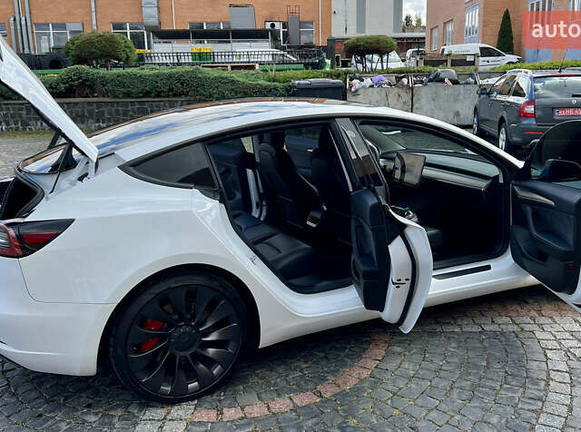 Тесла Модель 3 2022 у Луцьку на Automoto.ua Білий Тесла Модель 3, об'ємом двигуна 0 л та пробігом 2 тис. км за 22800 $, фото 20 на Automoto.ua