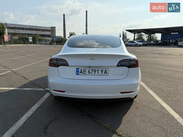 Белый Тесла Модель 3, объемом двигателя 0 л и пробегом 34 тыс. км за 25000 $, фото 10 на Automoto.ua