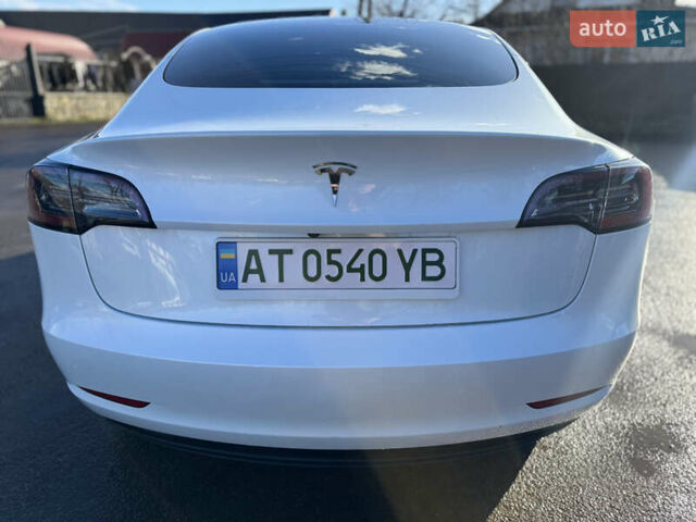 Белый Тесла Модель 3, объемом двигателя 0 л и пробегом 34 тыс. км за 24700 $, фото 24 на Automoto.ua