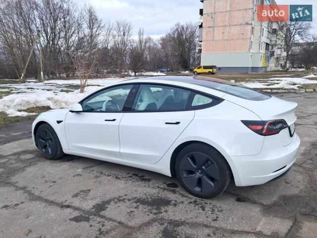 Білий Тесла Модель 3, об'ємом двигуна 0 л та пробігом 27 тис. км за 20950 $, фото 1 на Automoto.ua