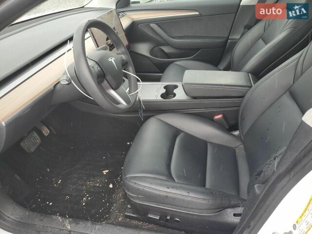 Білий Тесла Модель 3, об'ємом двигуна 0 л та пробігом 28 тис. км за 6100 $, фото 7 на Automoto.ua