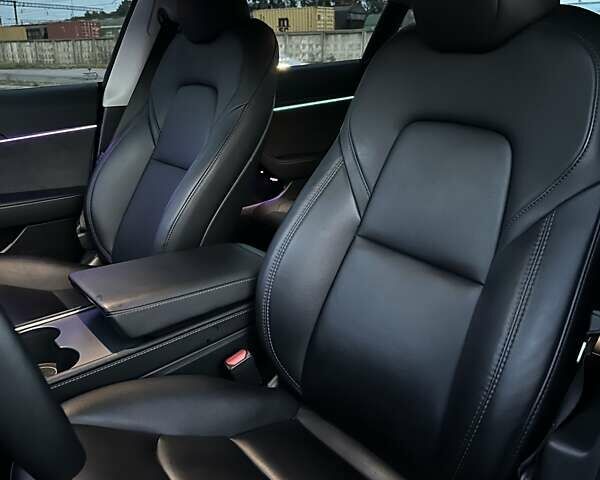 Білий Тесла Модель 3, об'ємом двигуна 0 л та пробігом 22 тис. км за 25900 $, фото 8 на Automoto.ua