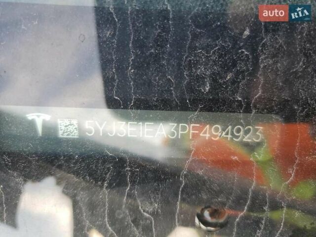 Білий Тесла Модель 3, об'ємом двигуна 0 л та пробігом 122 тис. км за 4600 $, фото 10 на Automoto.ua