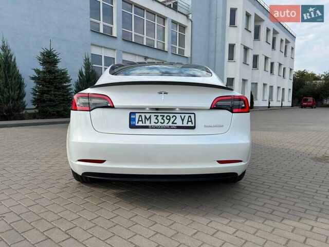 Білий Тесла Модель 3, об'ємом двигуна 0 л та пробігом 5 тис. км за 36500 $, фото 14 на Automoto.ua
