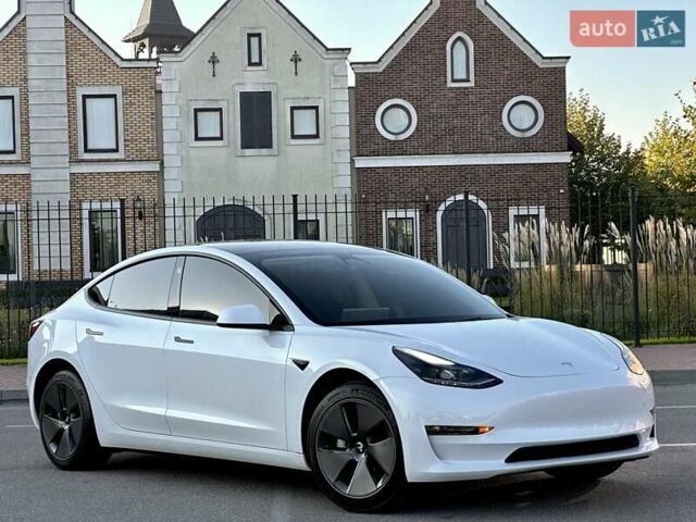 Білий Тесла Модель 3, об'ємом двигуна 0 л та пробігом 2 тис. км за 27700 $, фото 33 на Automoto.ua