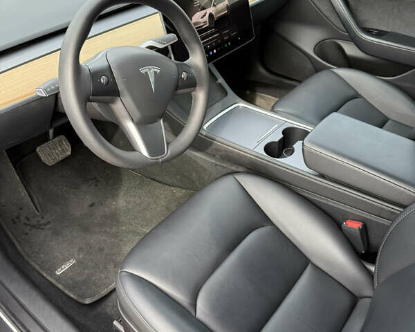 Белый Тесла Модель 3, объемом двигателя 0 л и пробегом 6 тыс. км за 26000 $, фото 8 на Automoto.ua