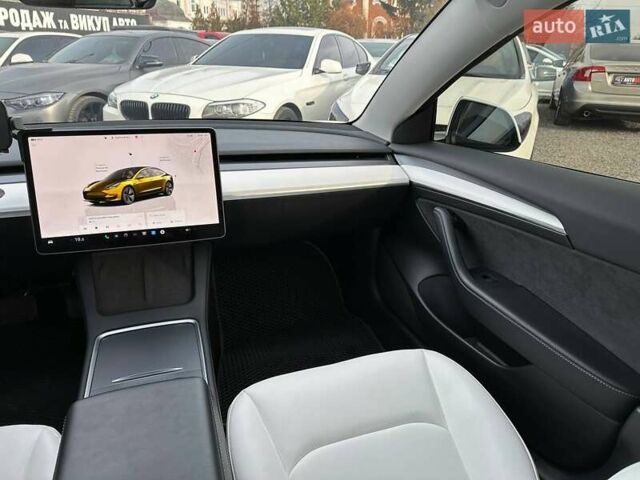 Белый Тесла Модель 3, объемом двигателя 0 л и пробегом 18 тыс. км за 21500 $, фото 18 на Automoto.ua