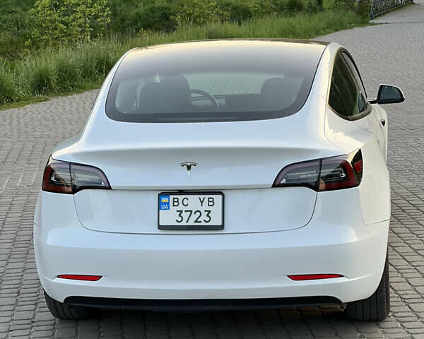 Білий Тесла Модель 3, об'ємом двигуна 0 л та пробігом 3 тис. км за 28500 $, фото 10 на Automoto.ua