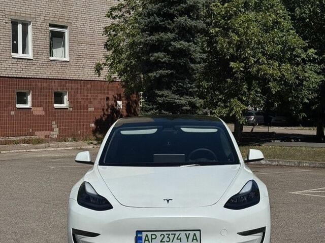 Белый Тесла Модель 3, объемом двигателя 0 л и пробегом 60 тыс. км за 19700 $, фото 1 на Automoto.ua