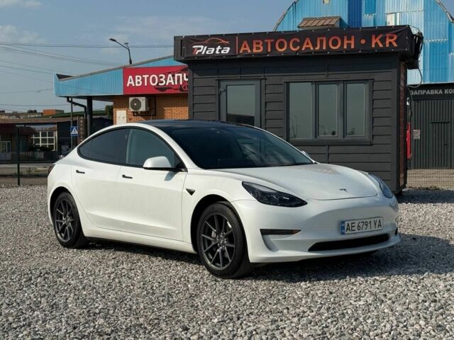 Білий Тесла Модель 3, об'ємом двигуна 0 л та пробігом 36 тис. км за 22500 $, фото 1 на Automoto.ua