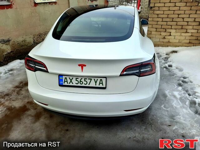 Білий Тесла Модель 3, об'ємом двигуна 0 л та пробігом 3100 тис. км за 21500 $, фото 9 на Automoto.ua