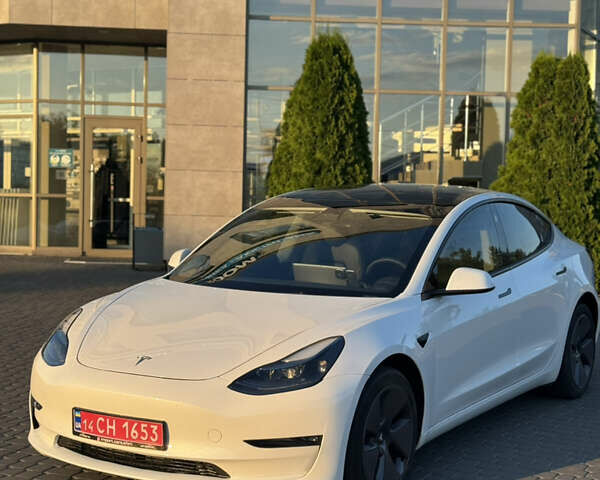 Белый Тесла Модель 3, объемом двигателя 0 л и пробегом 54 тыс. км за 22000 $, фото 11 на Automoto.ua