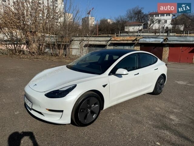 Білий Тесла Модель 3, об'ємом двигуна 0 л та пробігом 93 тис. км за 18900 $, фото 7 на Automoto.ua