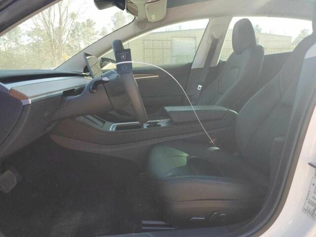 Білий Тесла Модель 3, об'ємом двигуна 0 л та пробігом 22 тис. км за 8000 $, фото 6 на Automoto.ua