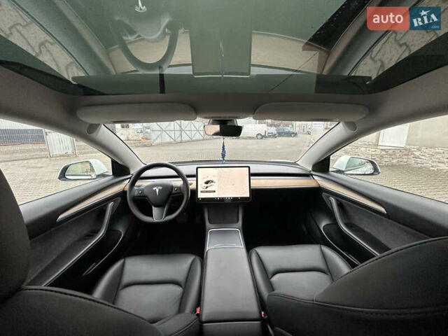 Білий Тесла Модель 3, об'ємом двигуна 0 л та пробігом 4 тис. км за 17500 $, фото 20 на Automoto.ua
